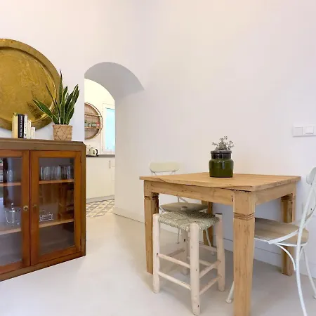 Clavero Four Premium Apartment